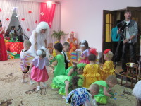 У День захисту дітей співробітники спорткомплексу відвідали обласний Будинок дитини